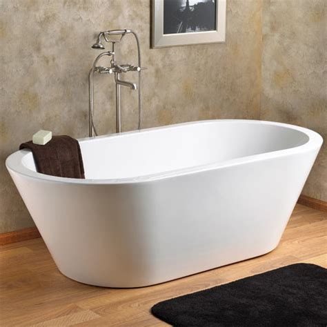 Deals in all kind of bathtub like jacuzzi bath tub,acrylic bathtubs at best price direct from manufacturers.the price range(mrp) of bathtubs from 21,000 rupees to 500,000 rupees. White Jaquar Free Standing Bathtub, Shape: Rectangular ...