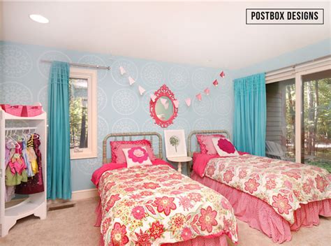 Pick a model, whether it's a celebrity, a popular character, or a model that matches a season, holiday, or other theme. $400 Shared Girl's Bedroom Makeover - Project Nursery