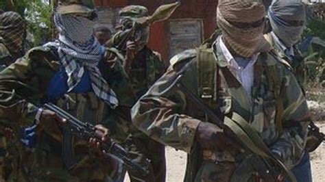 Somalias Al Shabab Enters Kenyan Village Bbc News