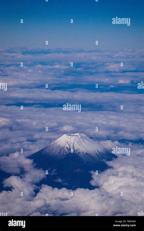 Top Of Mount Fuji Above Clouds Stock Photo Alamy