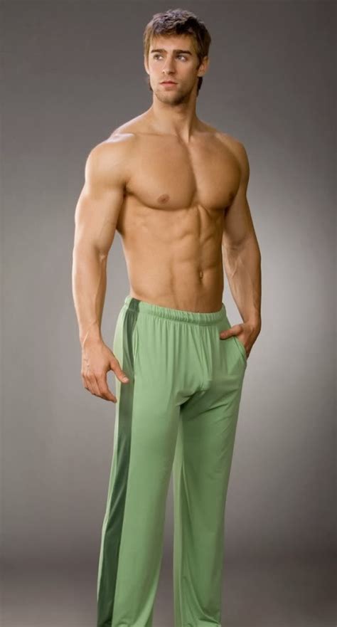 Luke Guldan Male Fitness Model Bodybuilding And Fitness Zone