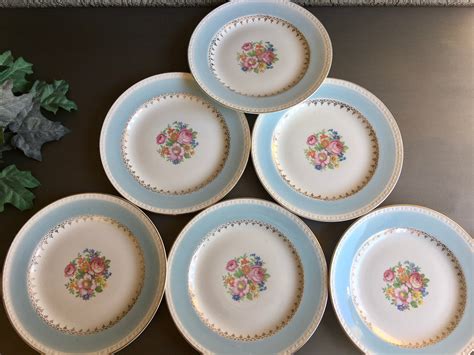 Home And Living Vintage Pair Of Homer Laughlin Luncheon Plates Vintage