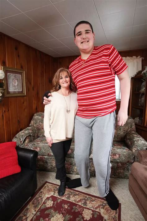 world s tallest teenager reaches record breaking 7ft 8ins and he s still growing mirror online