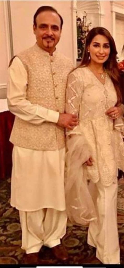 Stunning Reema Khan Age Height 56f Husband Son Instagram