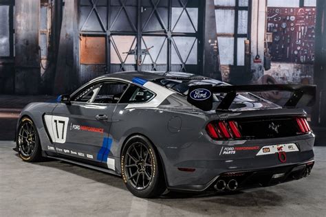 Ford Mustang Gt4 Race Car
