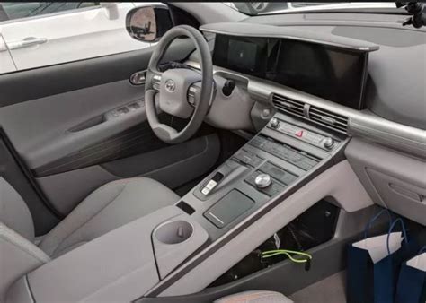 Price as tested $62,845 (base price: 2019 Hyundai Nexo Interior - New SUV Price