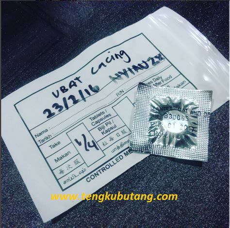 Mau tanya, kalo anak baru berumur 18 bulan bagusnya dikasih obat cacing apa yah? Ubat Cacing Untuk Nyiau2