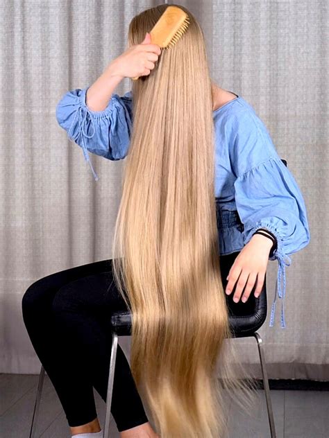 Video The Perfect Hair Brushing Realrapunzels