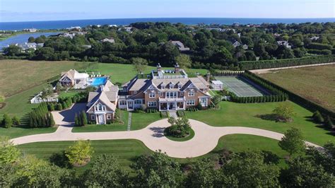Hamptons Style Home Sells For A Record Price Realesta