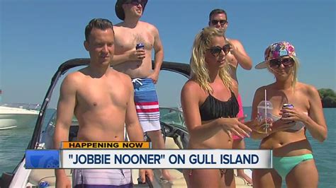 Jobbie Nooner Draws Thousands Of Boaters Partygoers To Gull Island