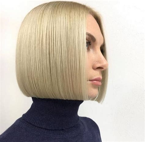 Pin By Ariel Flores On Style One Length Hair One Length Haircuts
