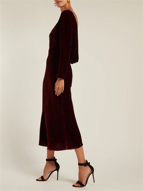 SALONI Tina Boat Neck Velvet Burgundy Dress in 2020 | Burgundy velvet dress, Burgundy dress, Dresses