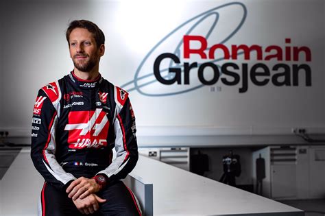 F1 Romain Grosjean Dévoile Son Casque Pour La Saison 2020 Photos