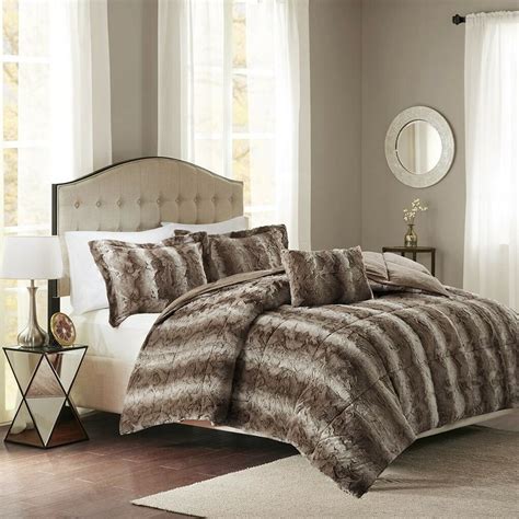 Luxury 4pc Reversible Brown Faux Fur Comforter Set And Decorative