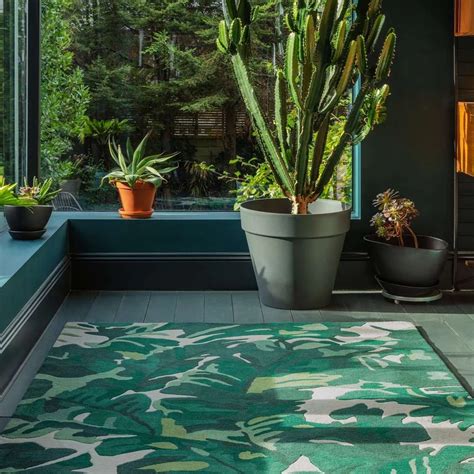 Buy leaf rug and get the best deals at the lowest prices on ebay! Tropical Palm Leaf Wool Rug | Green rug, Stunning rugs ...