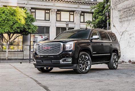 Whats Darker Than Midnight 2018 Gmc Yukon Denali Ultimate Black