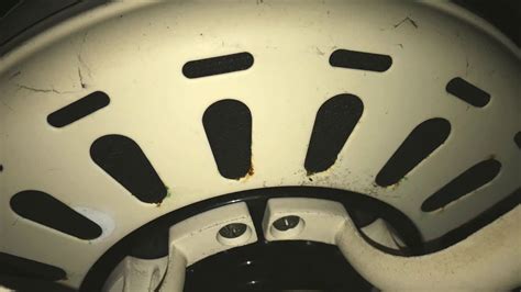 I've had this fan for half a decade now, and i haven't been using this fan for (at least) 3 years now, but now i'm using it again.heritage. Abused 52" Heritage Lancaster ceiling fan - YouTube