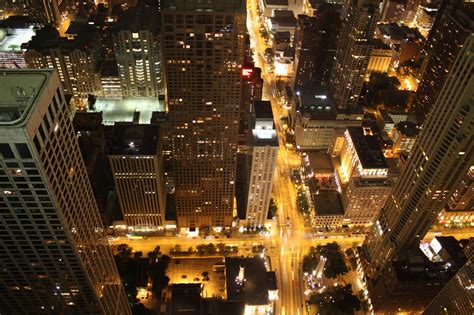 A Guide To Chicago Nightlife Luxe Beat Magazine