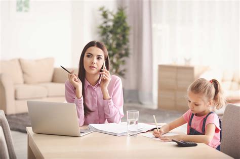 Flexible Work Arrangements Reduce Wage Gap For Mothers