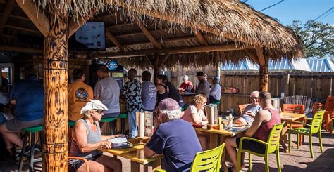Captain Curts Sniki Tiki Bar In Siesta Key Must Do Visitor Guides