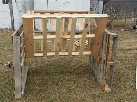 How To Build A Hay Feeder From Pallets Diy Projects For Everyone