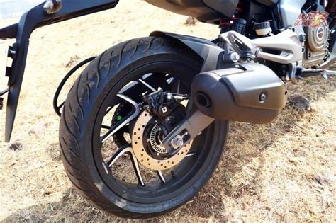 Hi friends, i have done a top speed video of the bajaj dominar 400. Bajaj Dominar 400 Price, Images, Specifications, Top Speed