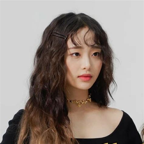 Kim Jiwoo From Loona Photoshoot Girls In Love Gorgeous Girls