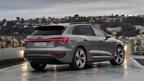 New 2023 Audi Q8 E Tron Launched As Companys Flagship Ev Car Magazine
