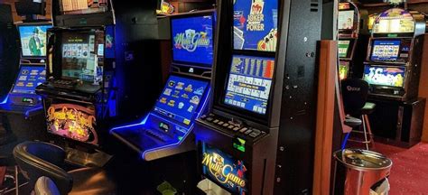In the old days there was only one machine type. Types of Video Poker: Everything You Need to Know ...