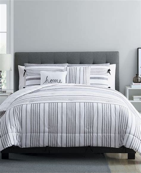 With its soft hand feel, this comforter set brings charm to your bedroom. VCNY Home Farmhouse 5 Piece King Comforter Set & Reviews ...