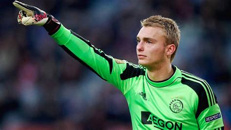 Compare jasper cillessen to top 5 similar players similar players are based on their statistical profiles. Will AFC Ajax Keeper Jasper Cillessen Be The New Number ...