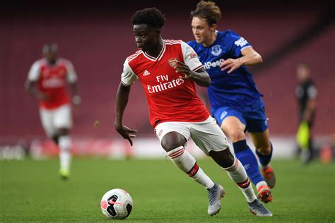 As soon as saka came out i sold bowen and bought him right away and my god was that an excellent decision!! Arsenal: 3 reasons Bukayo Saka is different than all the rest