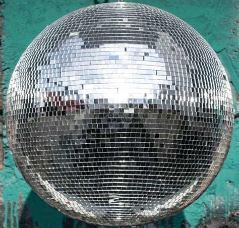 Free Picture Mirror Ball Object Reflection Disco Music