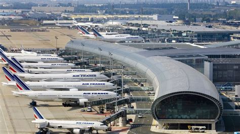 Paris Charles De Gaulle Airport Is A 4 Star Airport Skytrax