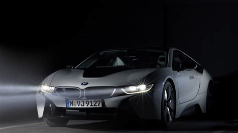 Start Of I8 Deliveries Means Bmw Is First To Market With Laser