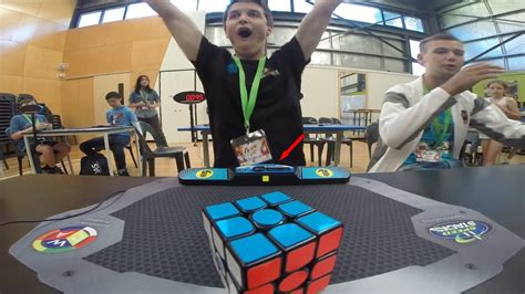 You did it, well done! Rubik's Cube World Record 4.73 Feliks Zemdegs Slow Motion ...