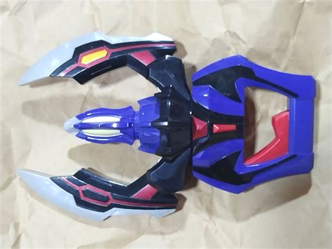 Bandai Ultraman Geed Dx Geed Claw Hobbies And Toys Toys And Games On