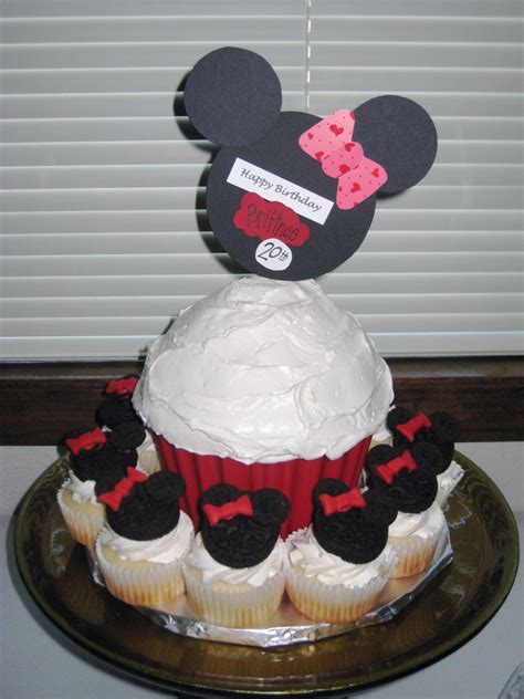 Minnie Mouse Shaped Cupcake Cake Appetitecateringmx