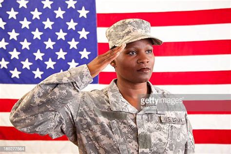 Female Soldiers Saluting Photos And Premium High Res Pictures Getty