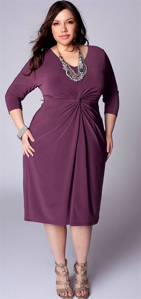 Hourglass Body Shape Plus Size Fashion Tips