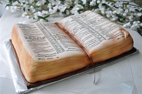 Kjv Bible Cake For The 400th Anniversary Of The King James Bible