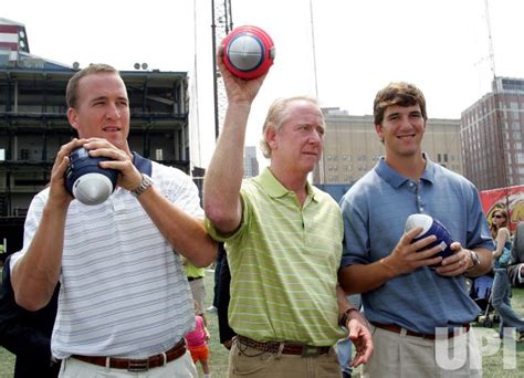 Photo Eli Petyon And Archie Manning At Fathers Day Football