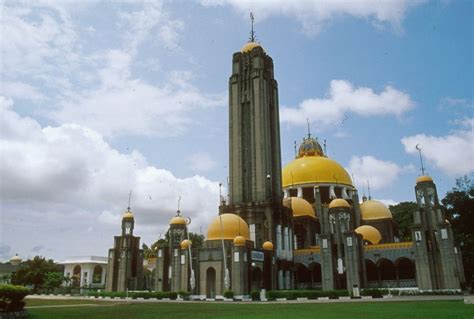 8 Masjid Di Malaysia Ini Punya Arsitektur Yang Unik Dan Indah