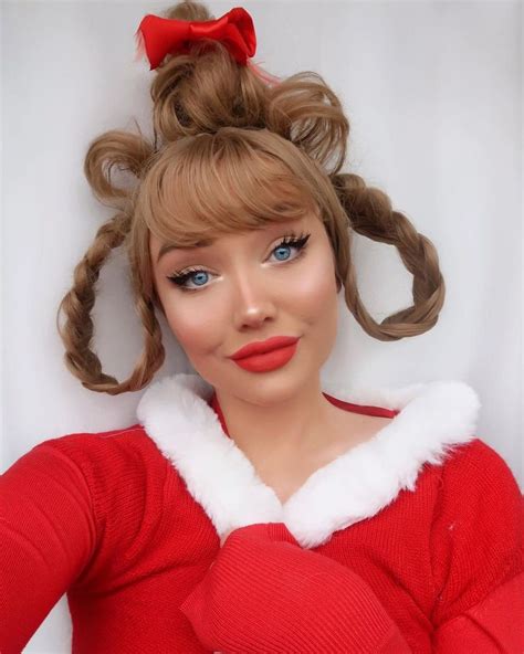 G I N A B O X ♡ On Instagram Cindy Lou Who All Grown Up 😜🎄 Who Loves