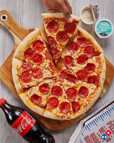 Here's How To Get A Free Medium Domino's Pizza | LiveMtl.ca