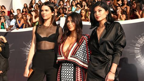 Kim Kardashian Takes The Fashion Plunge At Vmas