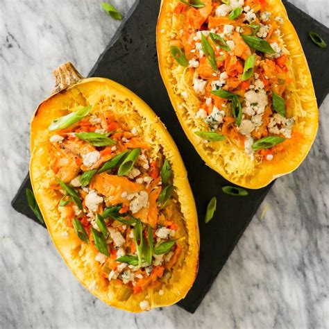 22 · 55 minutes · these healthy buffalo chicken spaghetti squash boats will be your new favorite gluten free dinner. Buffalo Chicken Stuffed Spaghetti Squash | Recipe ...