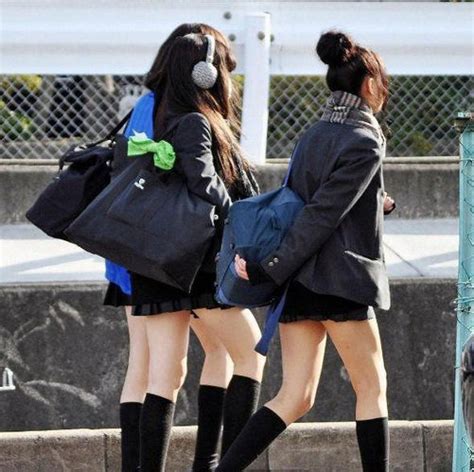 日自卫队军官一晚与2名女高中生发生性关系被捕性侵日本自卫队新浪军事