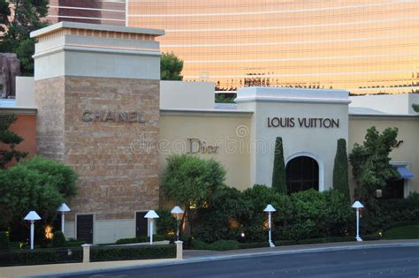 Las Vegas Strip Luxury Shops In Front Of Wynn Hotel Editorial Image
