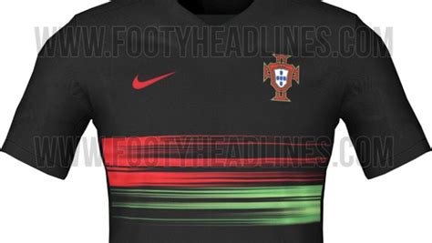 Não é por menos que a camisa da seleção portuguesa é sempre a mais procurada na futfanatics, podem ser os uniformes oficiais ou as camisas retrô, os fanáticos sempre optam pelos lusos. Capricharam na nova camisa reserva da seleção portuguesa ...